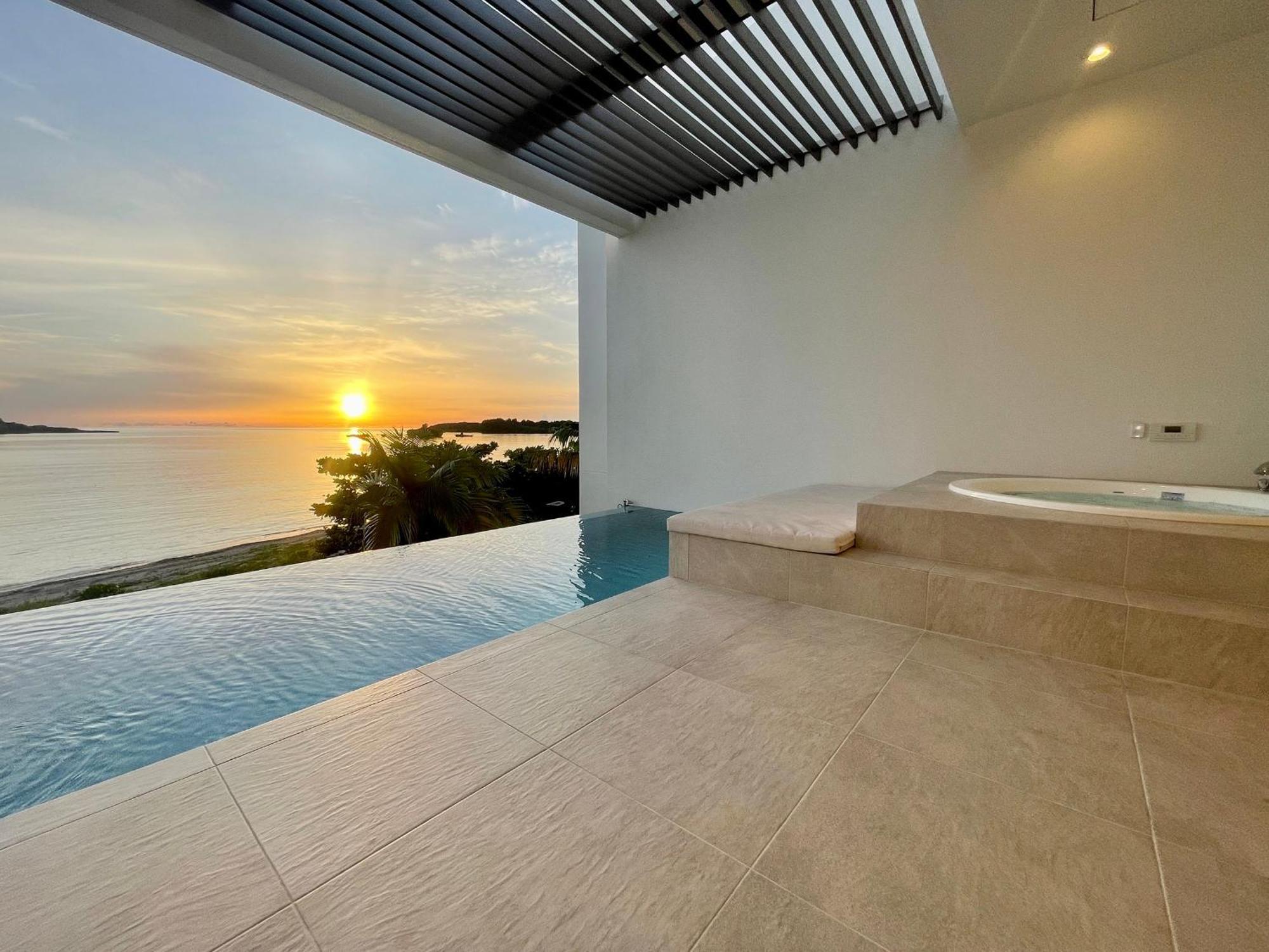 Villa Valiosa On The Beach Онна Екстер'єр фото